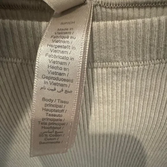 Skims Women's Tan and Cream T-shirt - Picture 2 of 2